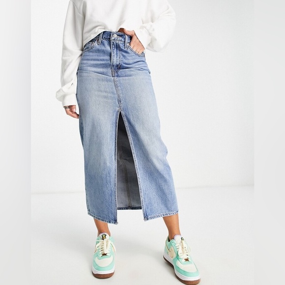 Levi's Dresses & Skirts - Levi's Slit Front Midi Skirt in Blue